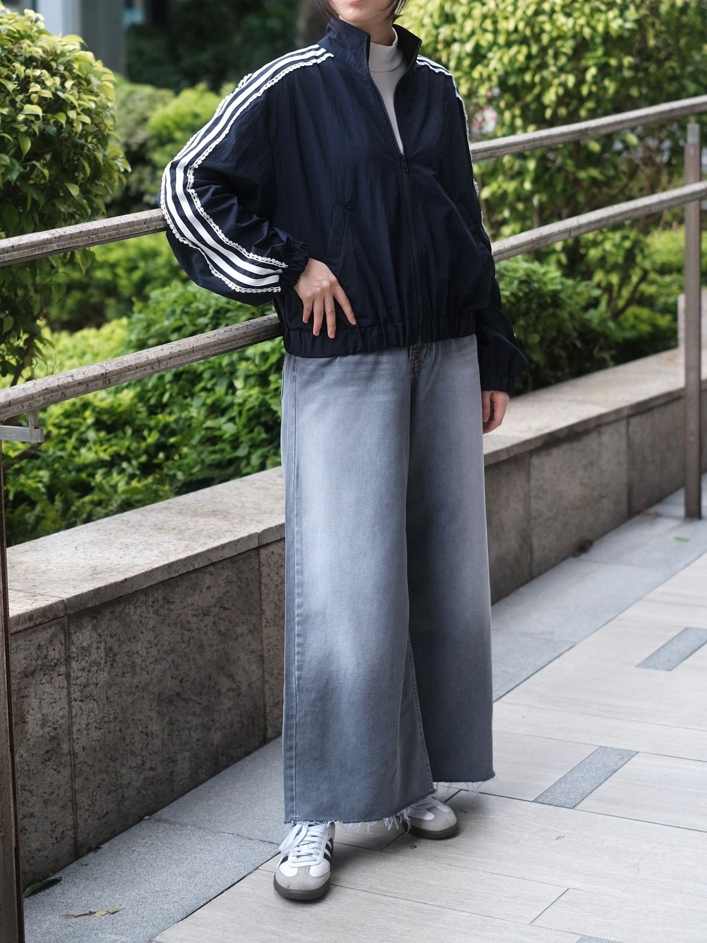 韓國花邊薄料風褸