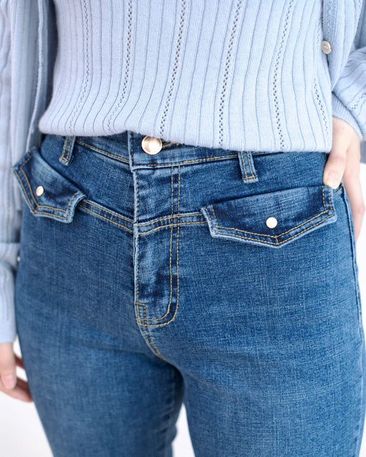 Howluk 小口袋微喇叭牛仔褲