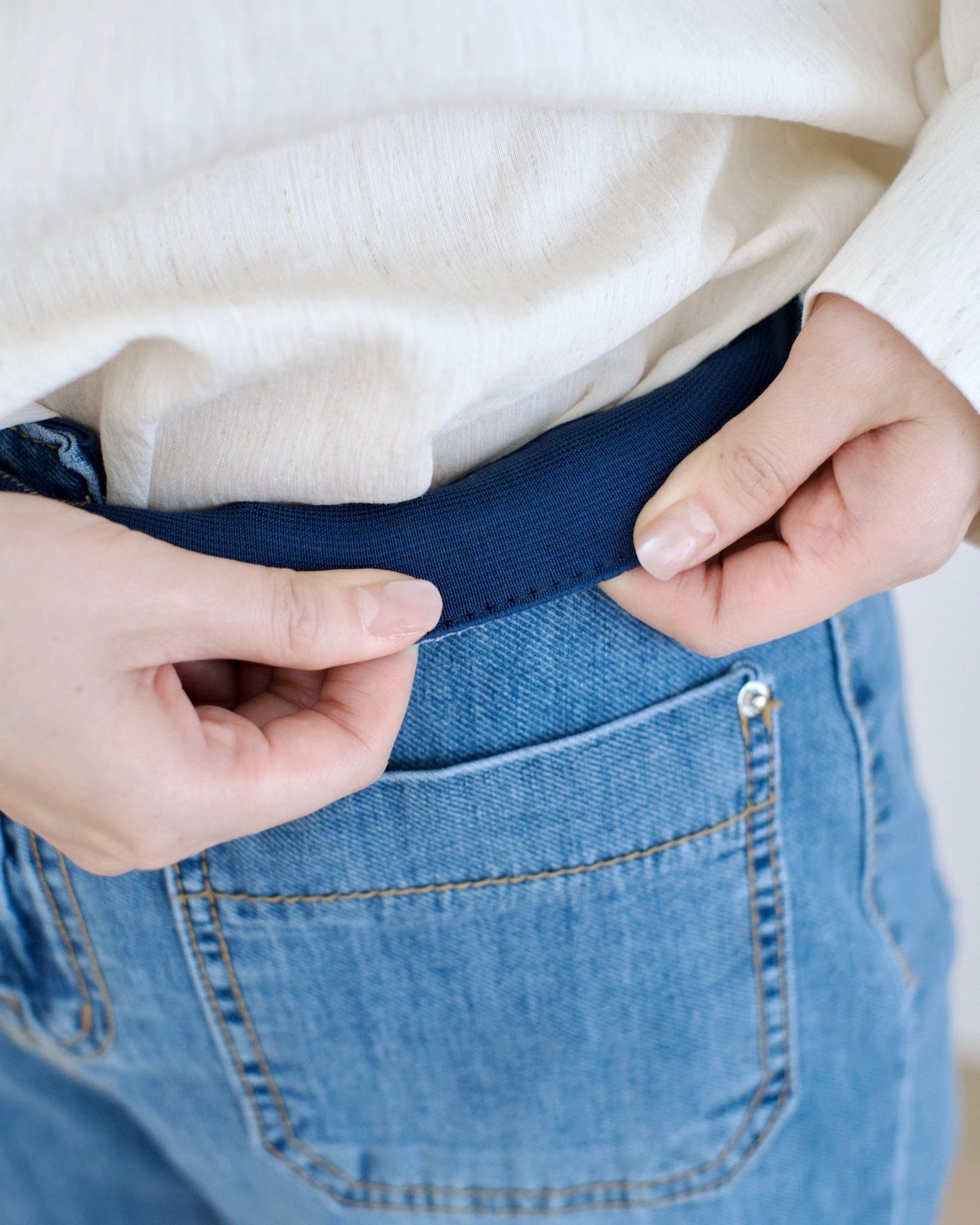 Howluk 冰感口袋微喇叭牛仔褲