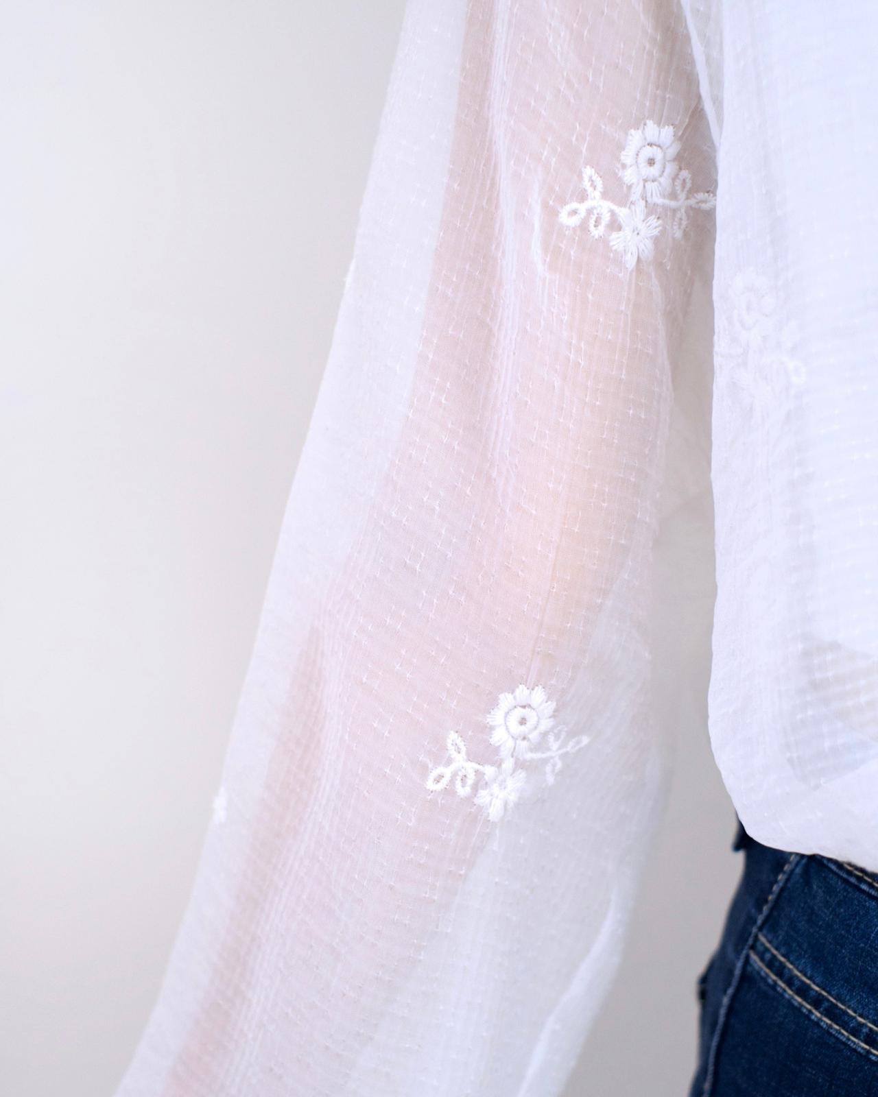 韓國刺繡花花襯衫