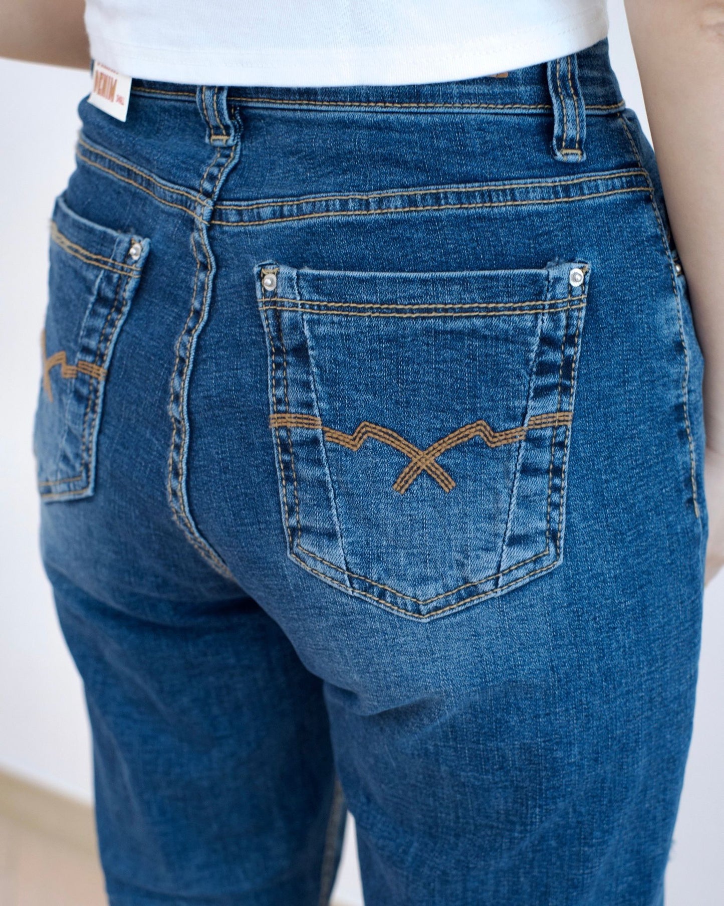 Vikini 洗水Boyfriend牛仔褲