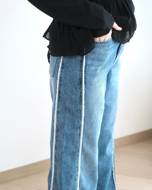 Gori Lace花邊闊筒牛仔褲