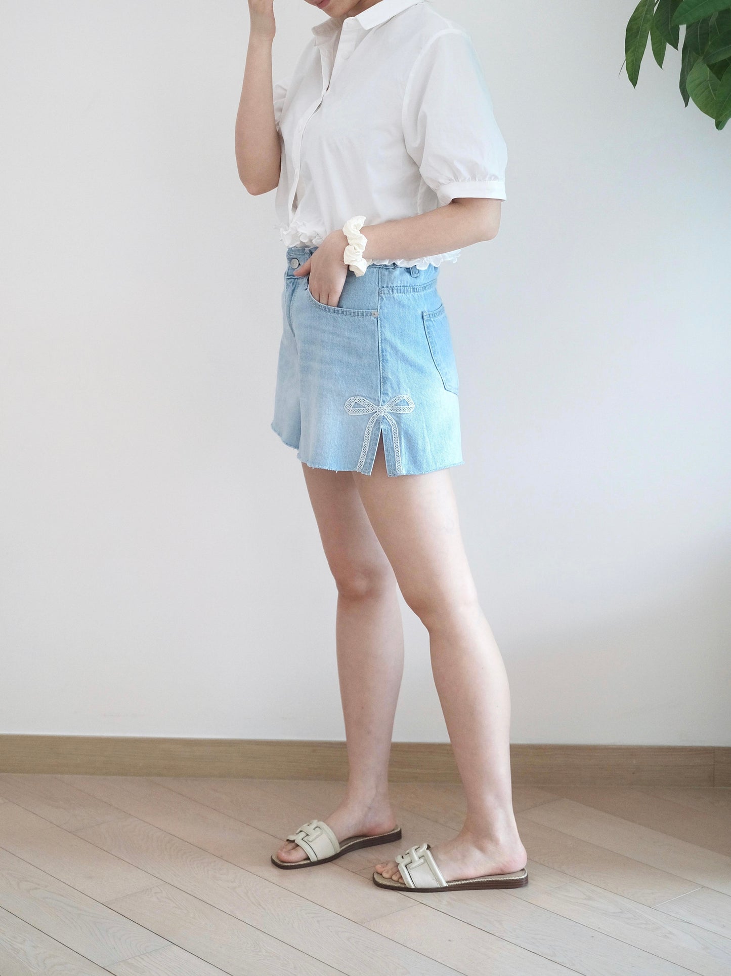 Gori 蝴蝶結刺繡牛仔短褲