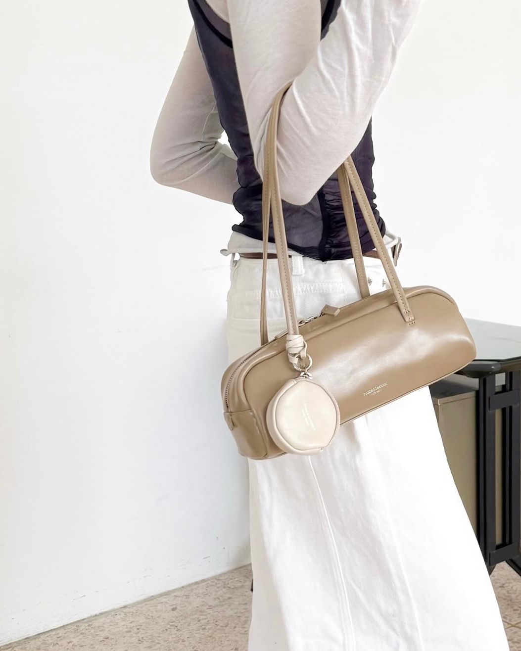 Bucks & Leather 油蠟牛皮亮面法棍袋 (細)