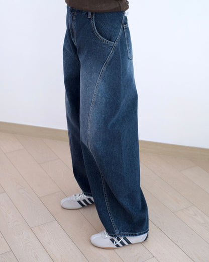 Gori 洗水彎刀牛仔褲