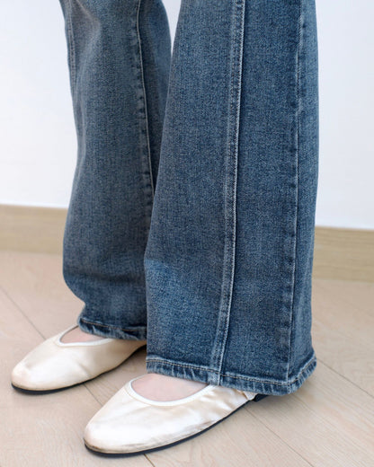 韓國車骨微喇叭牛仔褲