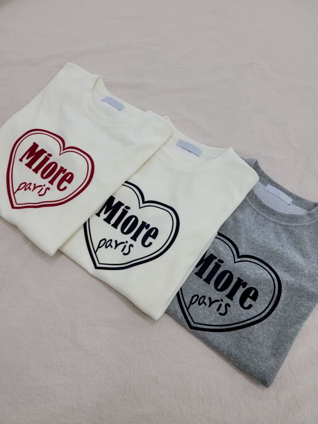 韓國心心薄絨毛短袖Tee