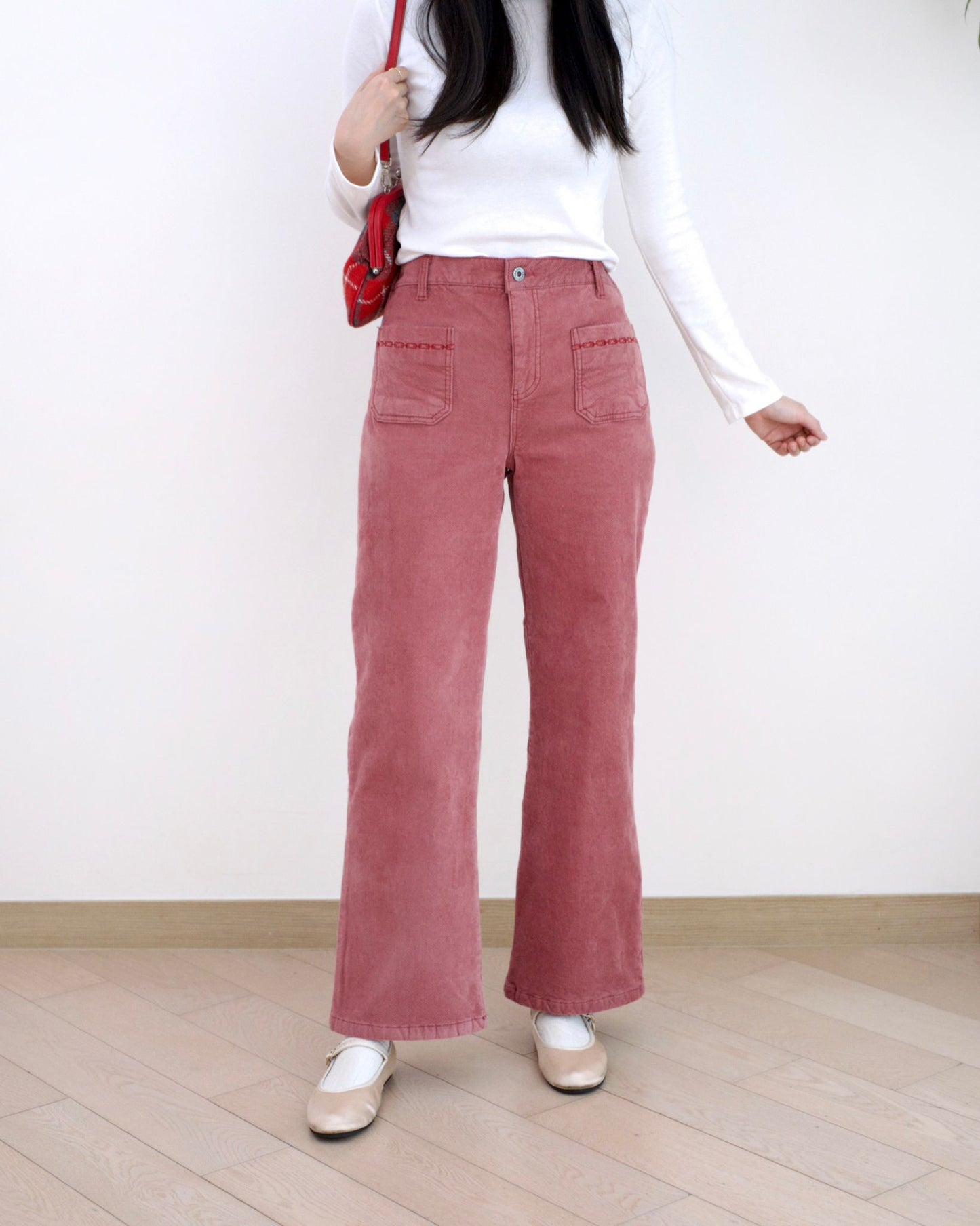 Eltoo 燈芯絨口袋直腳褲