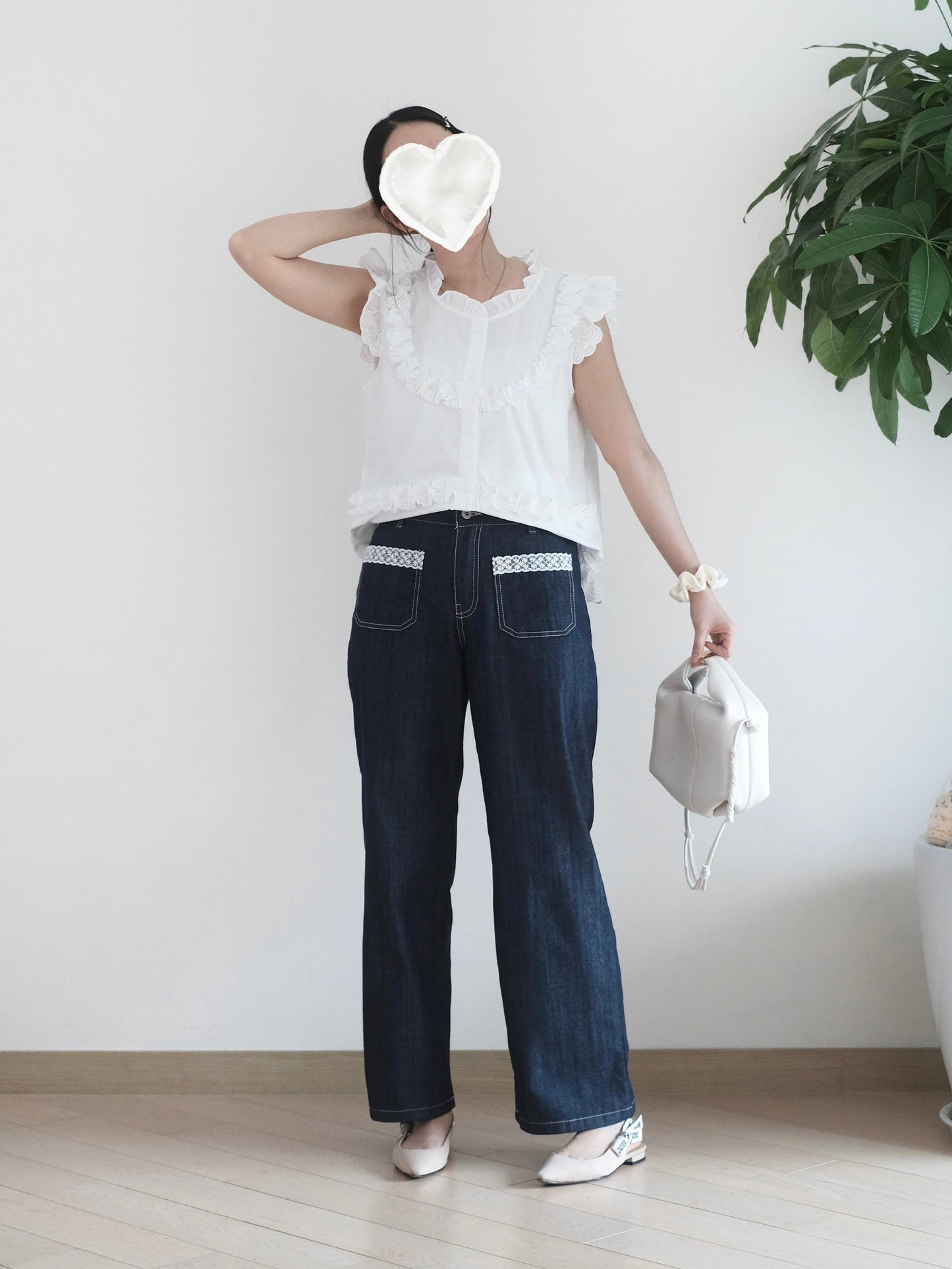 Eltoo 𝘓𝘢𝘤𝘦花邊直筒牛仔褲