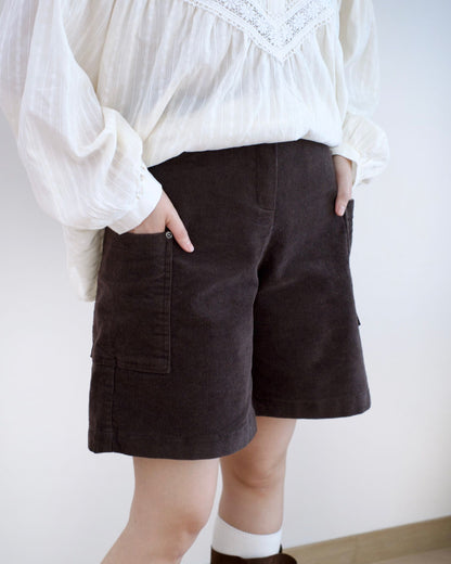 Eltoo 燈芯絨五分短褲