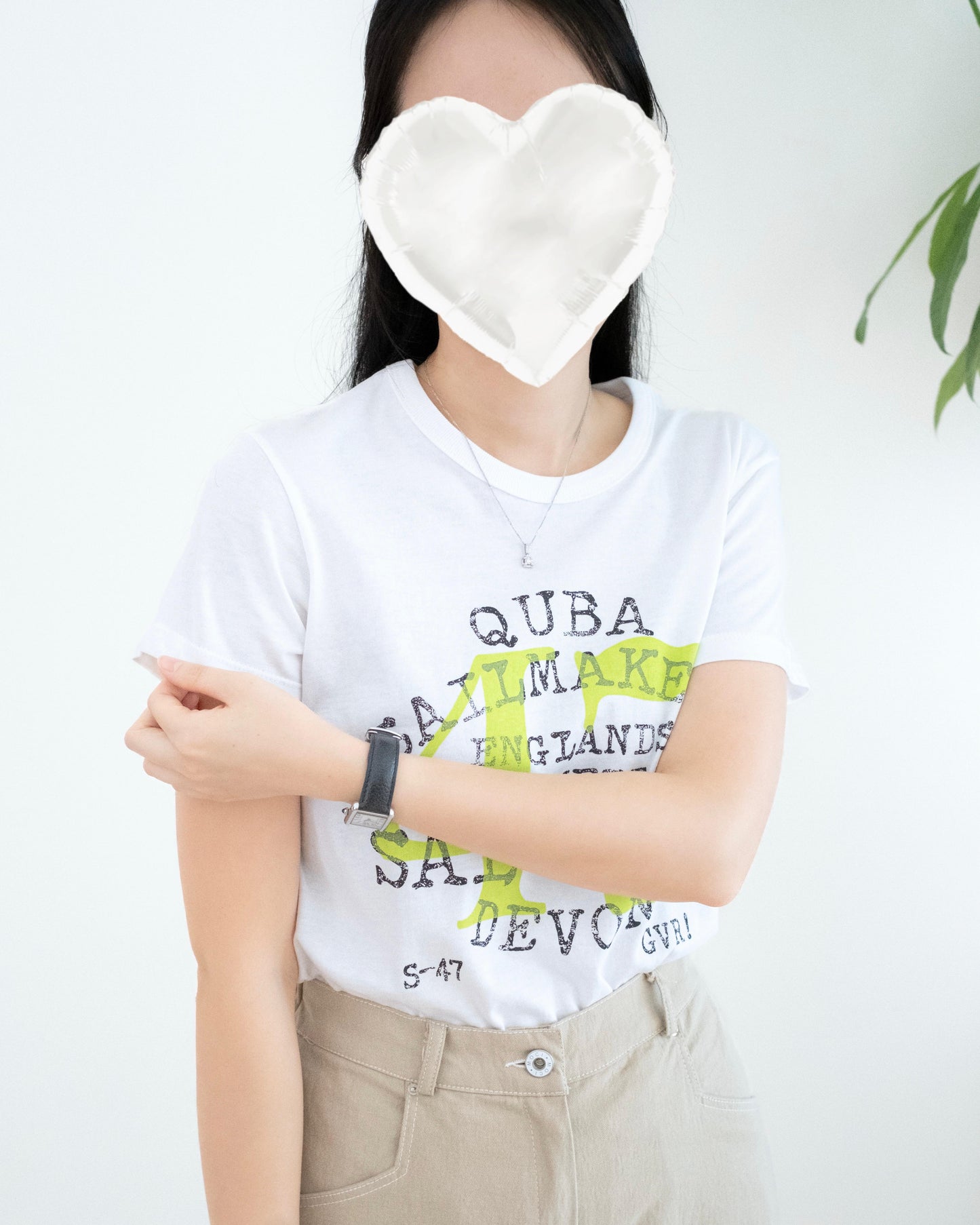 "47"英文字母Tee