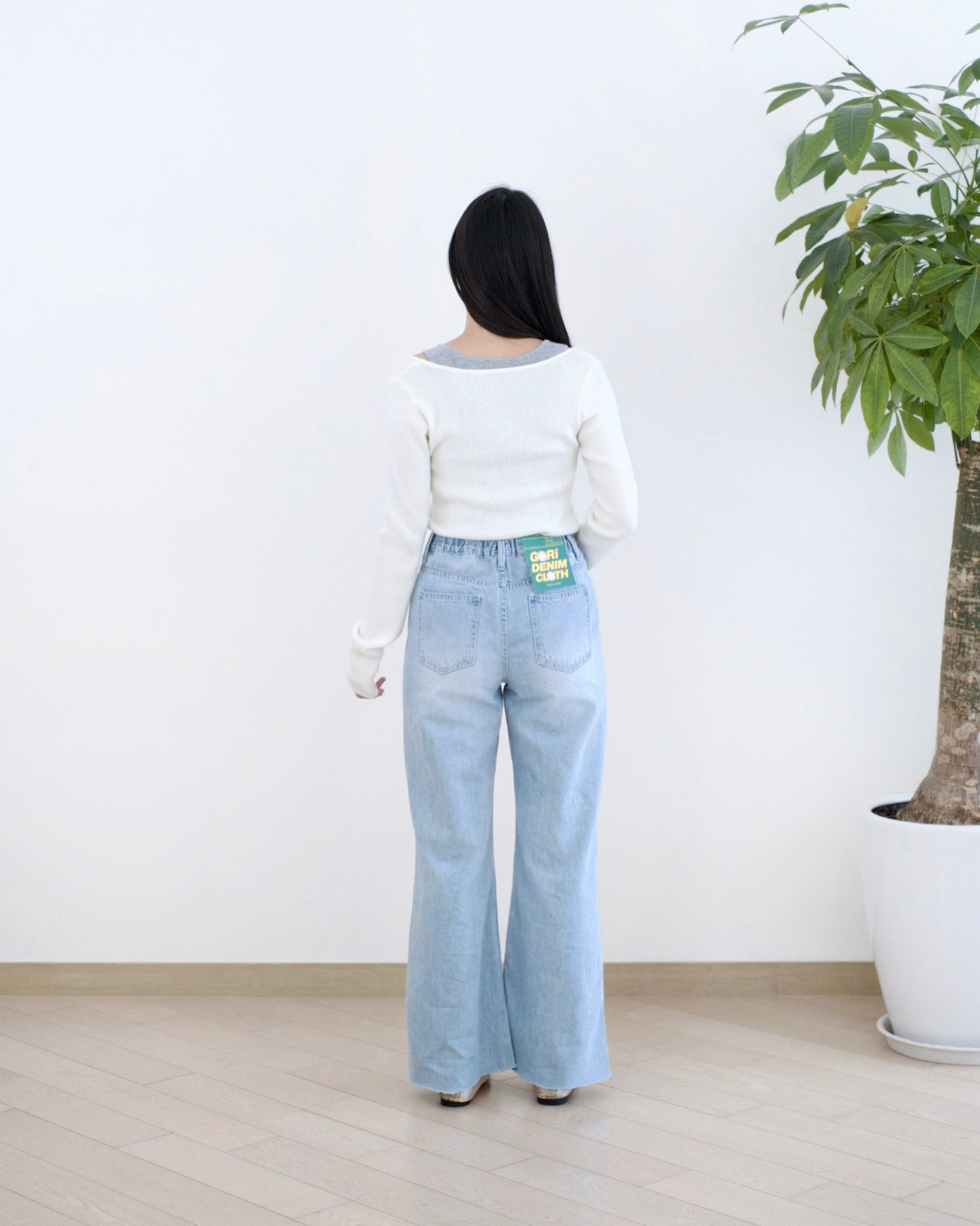 Gori 口袋闊筒牛仔褲