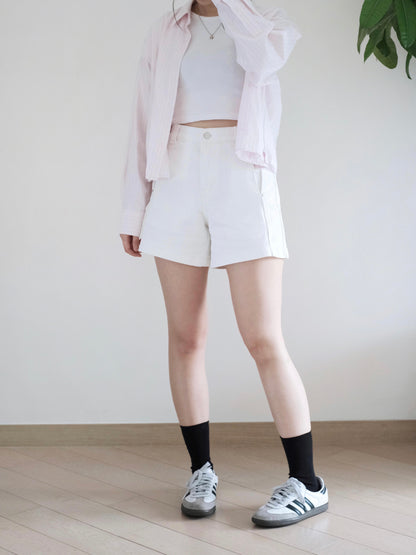 Howluk 白色扯布短褲