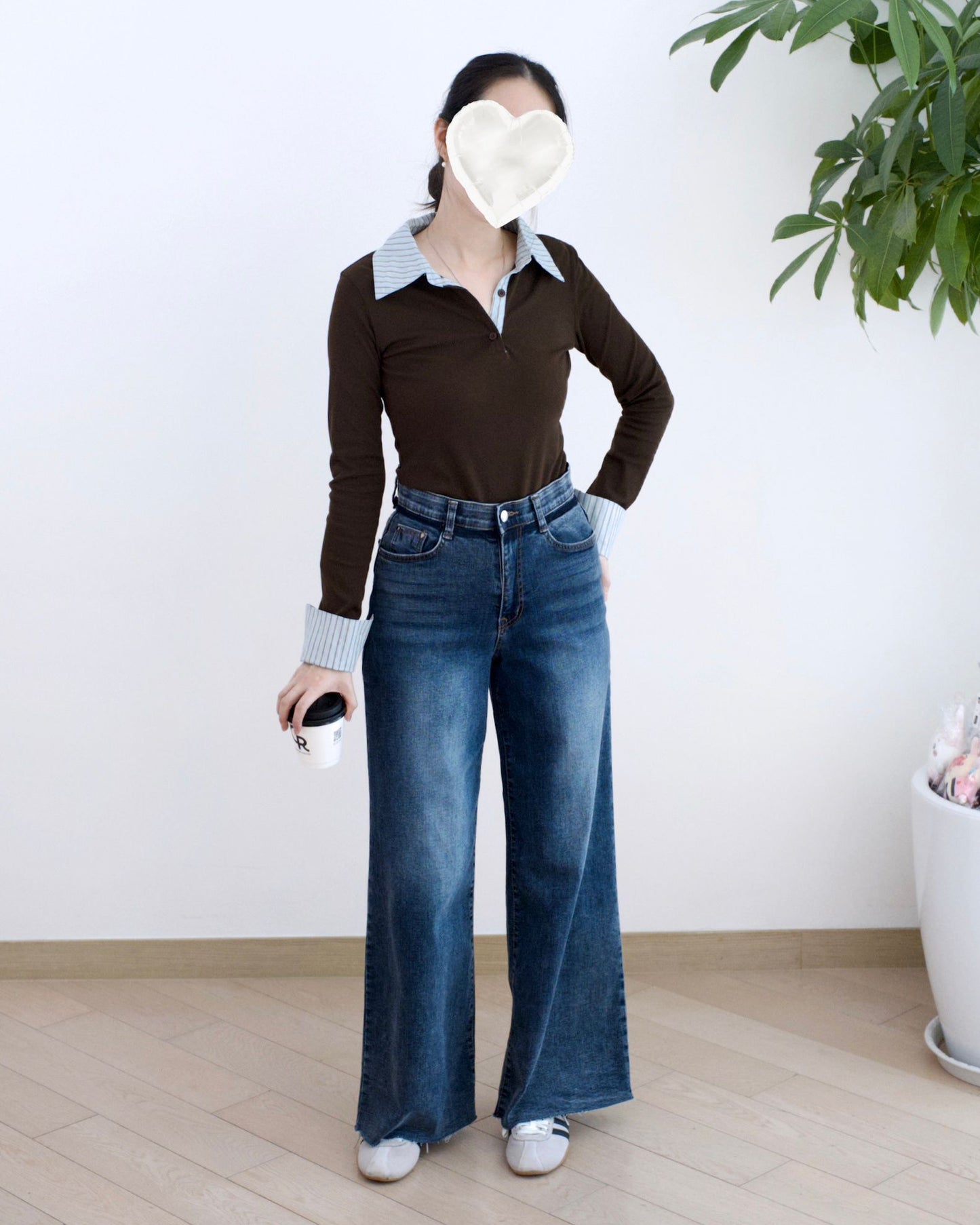 Howluk 撞色闊筒薄絨牛仔褲