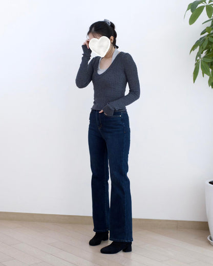 Howluk 絨毛微喇叭牛仔褲