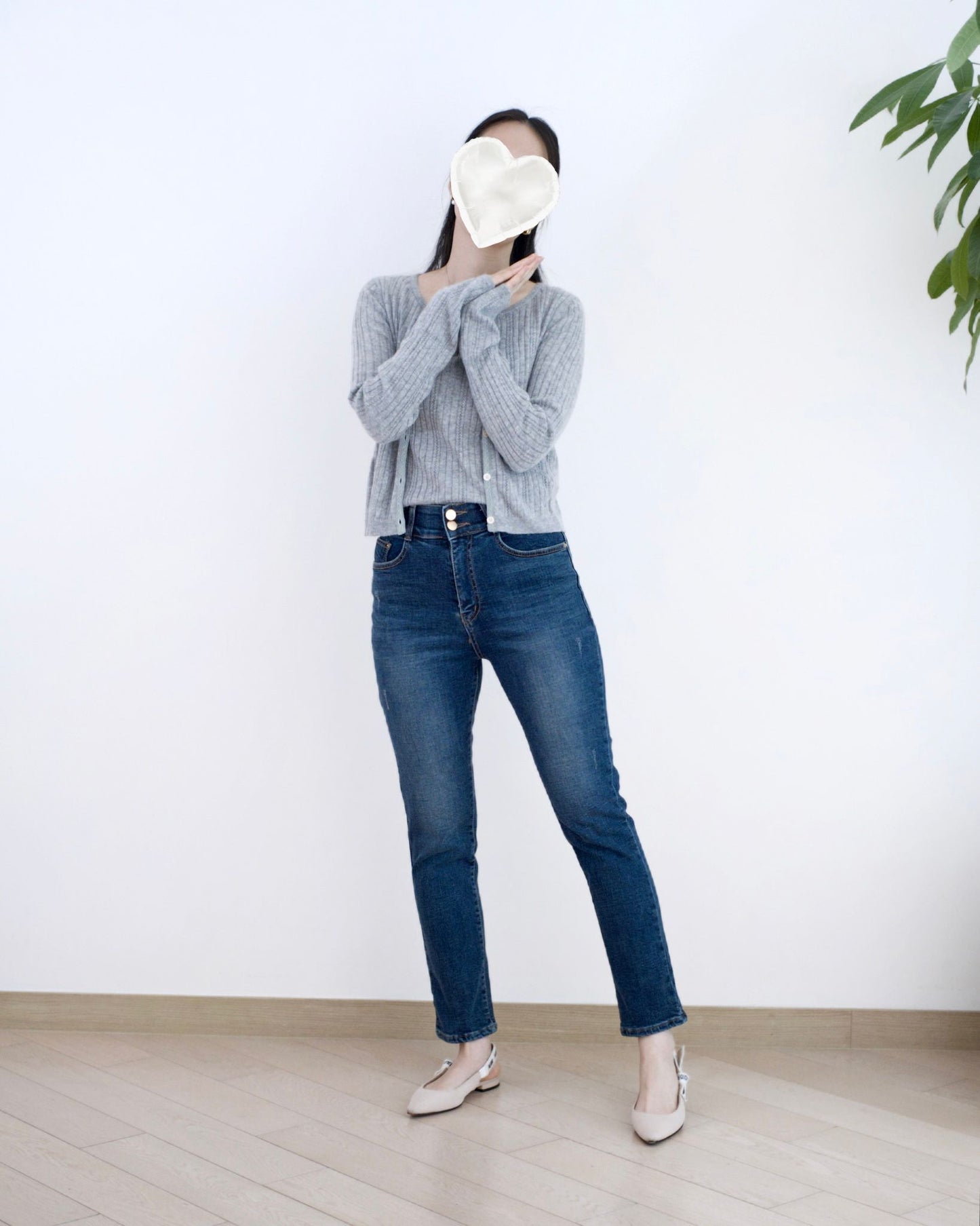 Howluk 絨毛窄腳牛仔褲