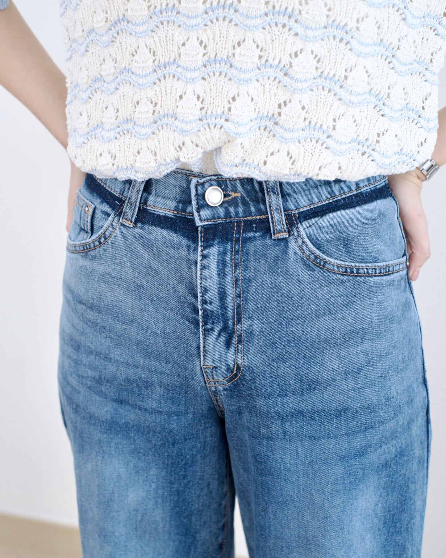 Howluk 撞色洗水闊筒牛仔褲