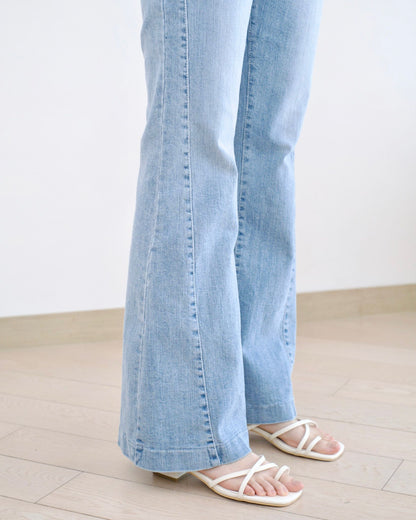 Howluk 車骨洗水微喇叭牛仔褲