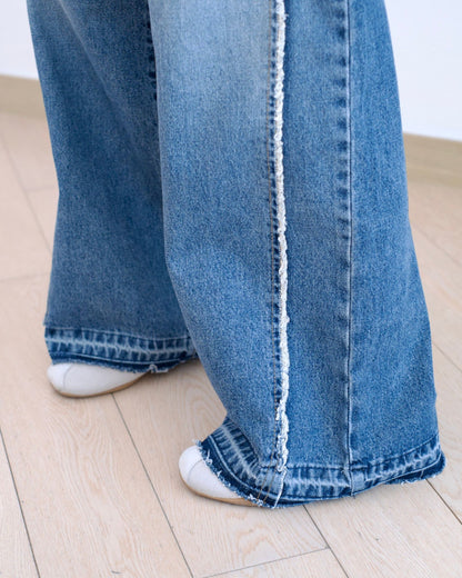 Howluk 綁繩蘇蘇闊筒牛仔褲