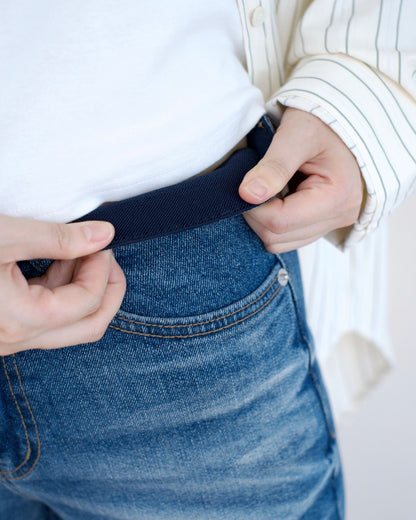 Howluk 洗水破洞微喇叭牛仔褲