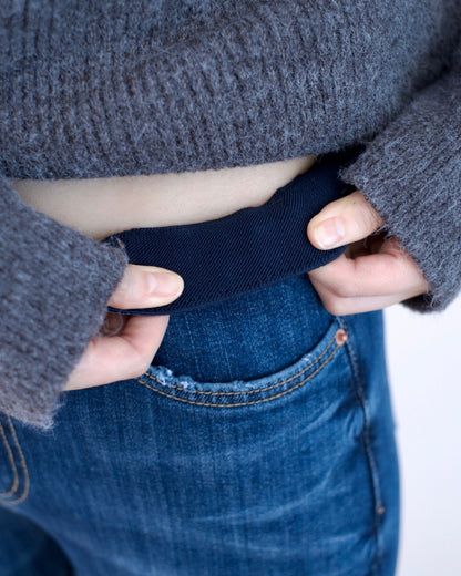 Howluk 微破洞貼腳牛仔褲