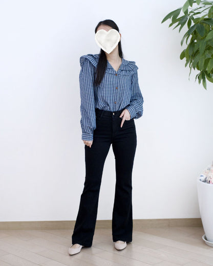 Howluk 牛奶料薄絨毛微喇叭牛仔褲