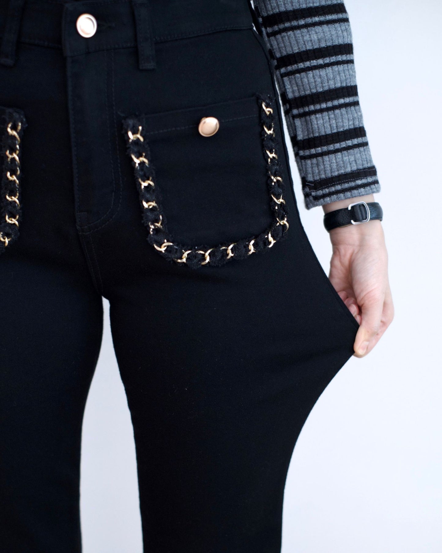 Howluk 小香風牛奶面料喇叭褲