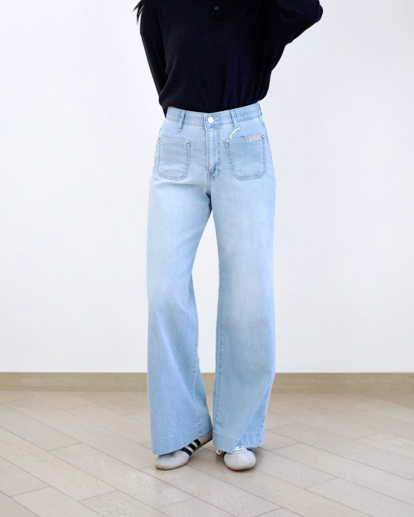 Howluk 口袋闊筒牛仔褲