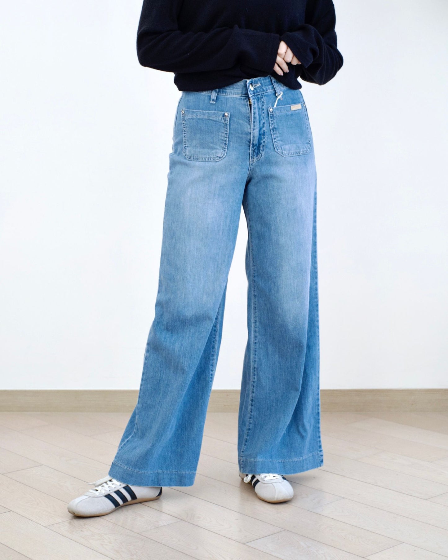 Howluk 口袋闊筒牛仔褲