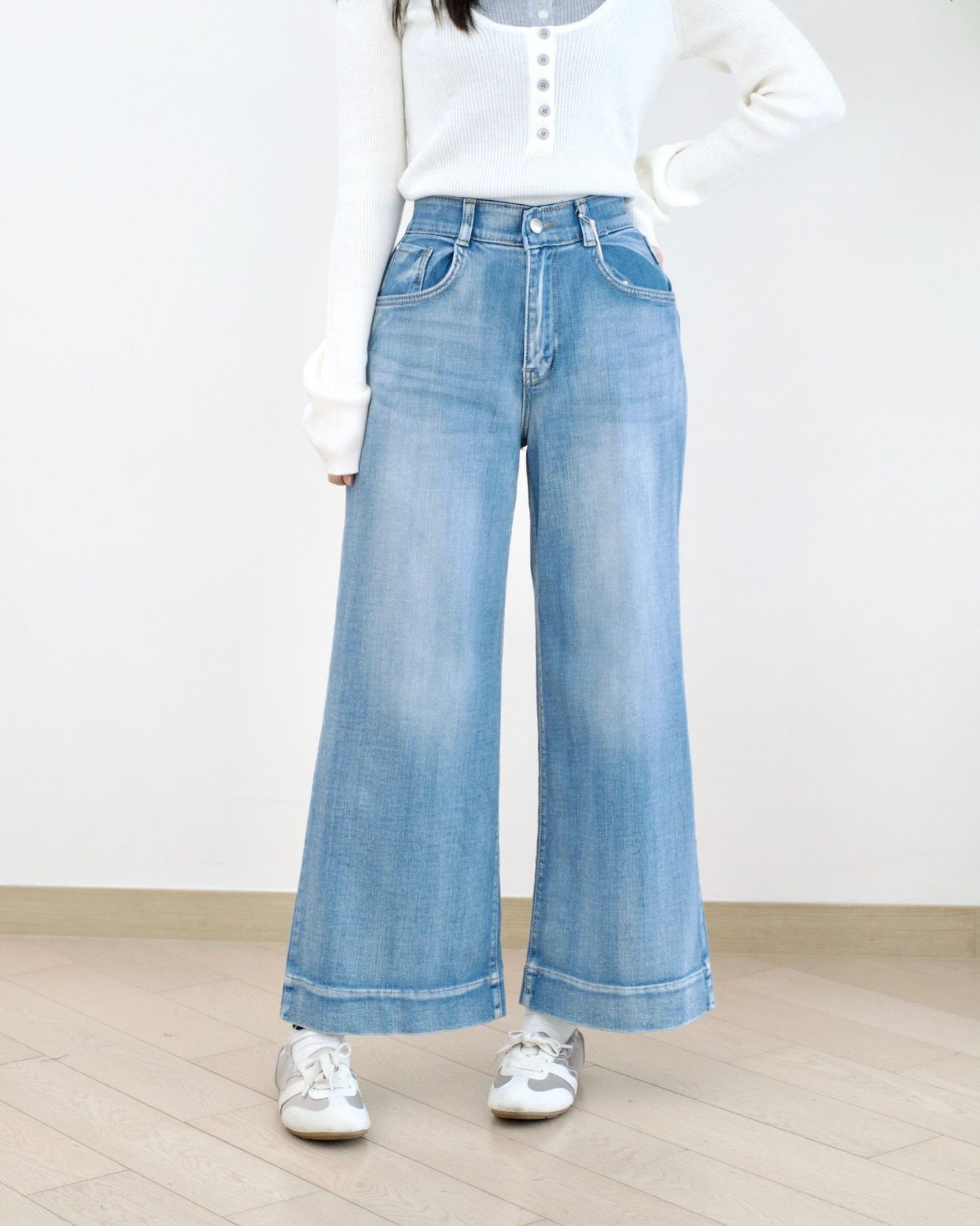 Howluk 高腰九分闊筒牛仔褲