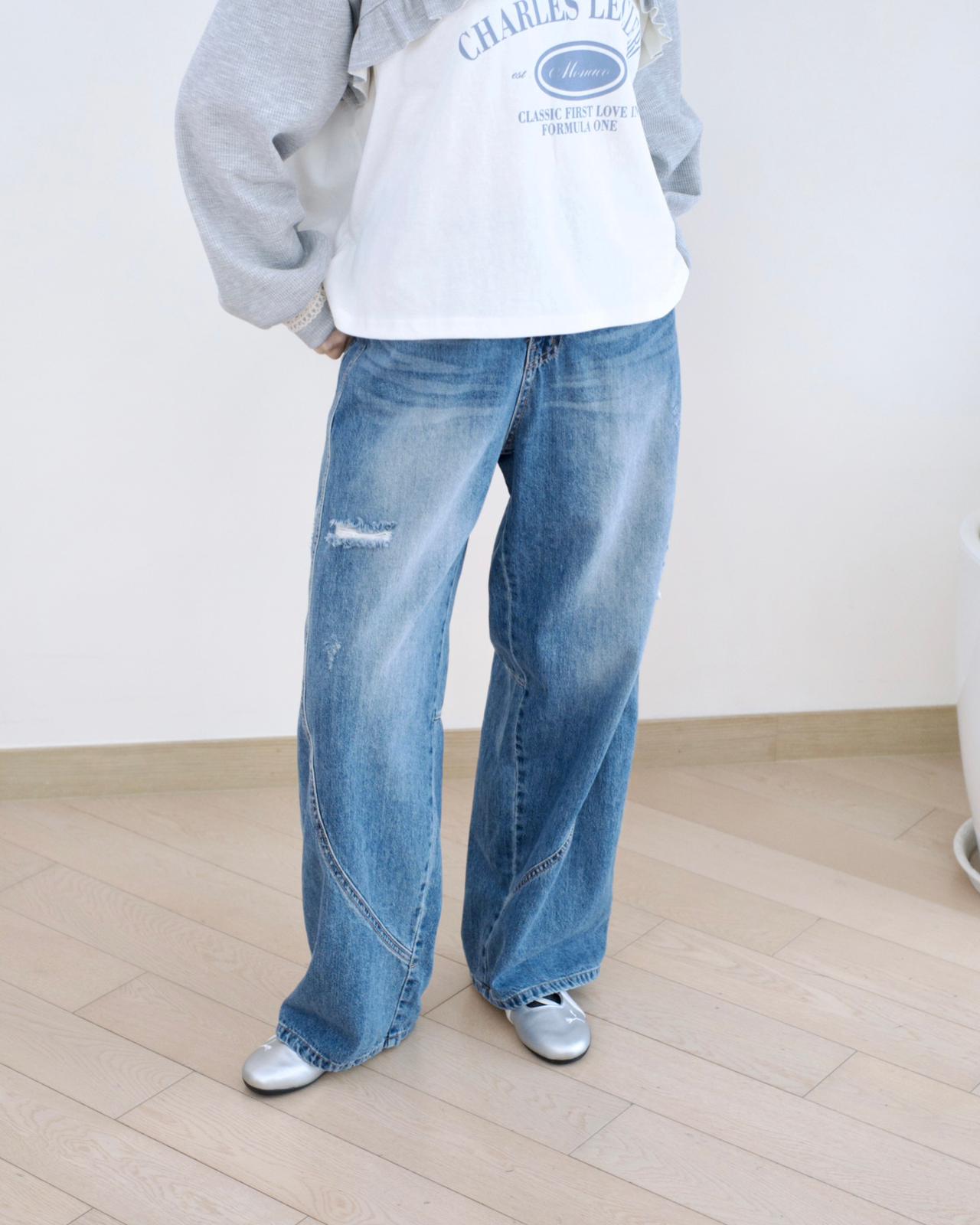 Howluk 彎刀牛仔褲