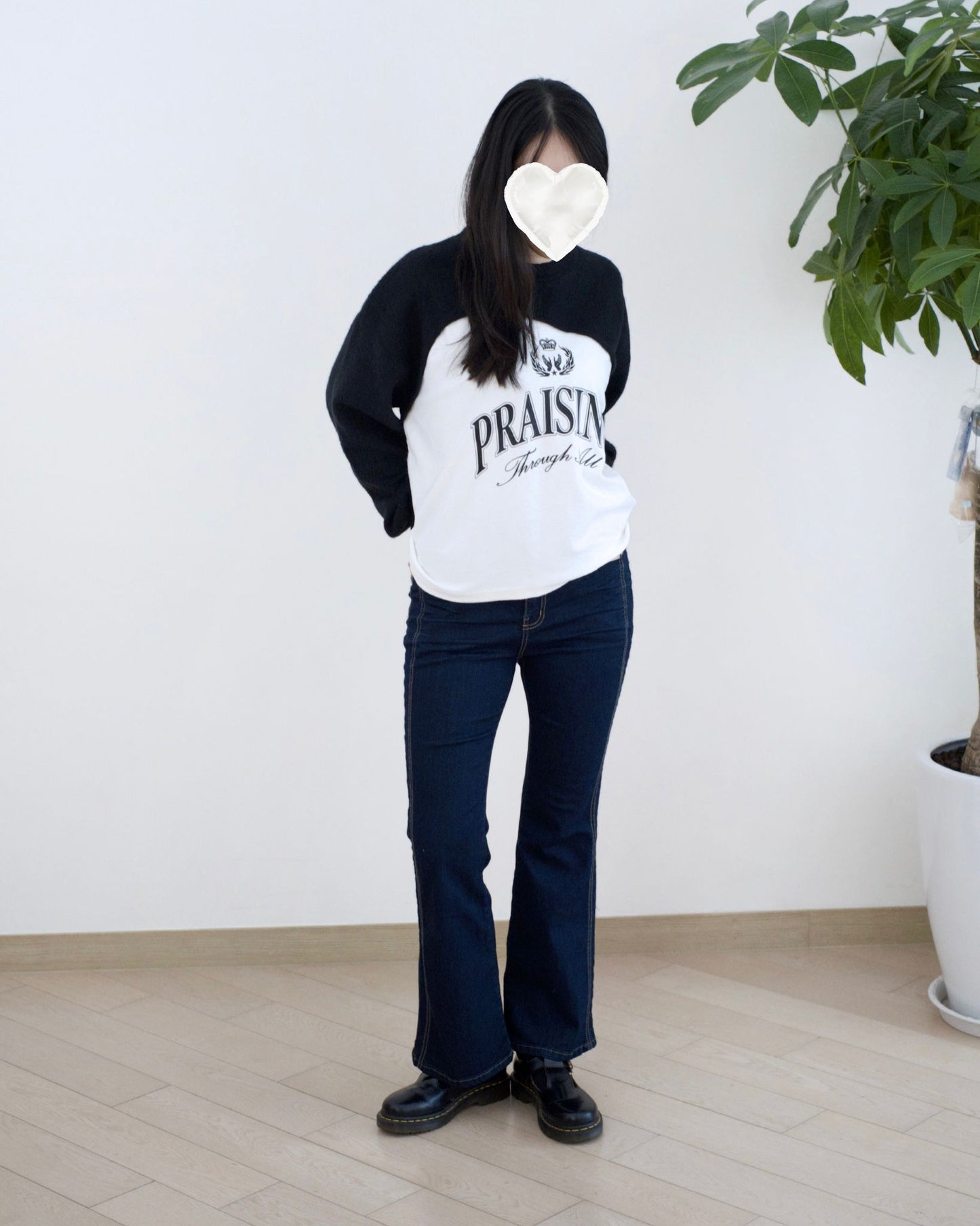 Howluk 側明線微喇叭牛仔褲