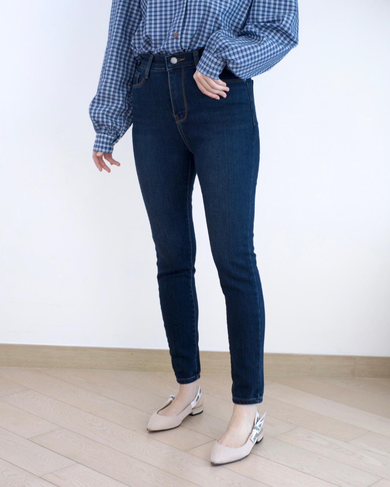 Howluk 內刷毛直腳牛仔褲