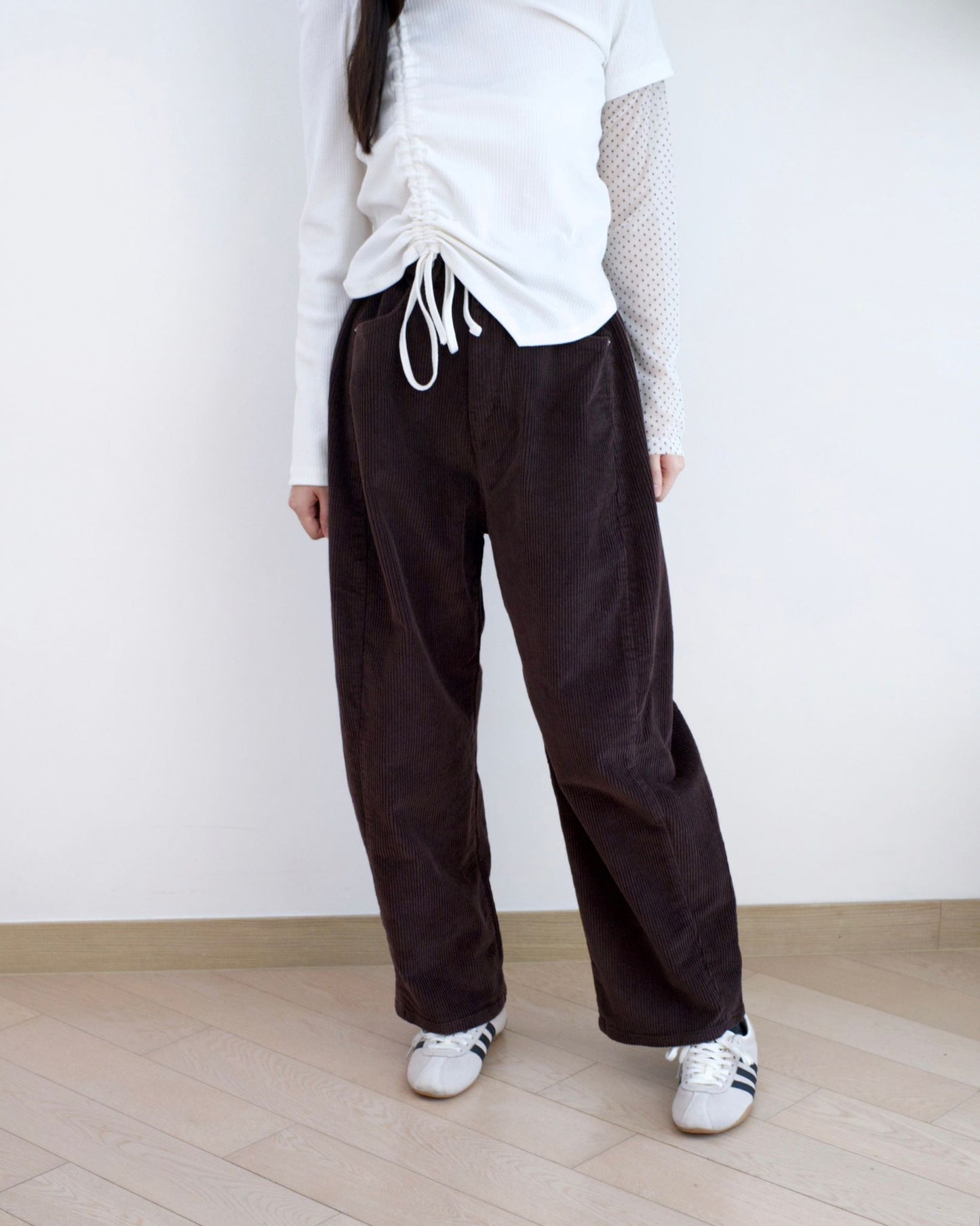 韓國燈芯絨彎刀休閑褲