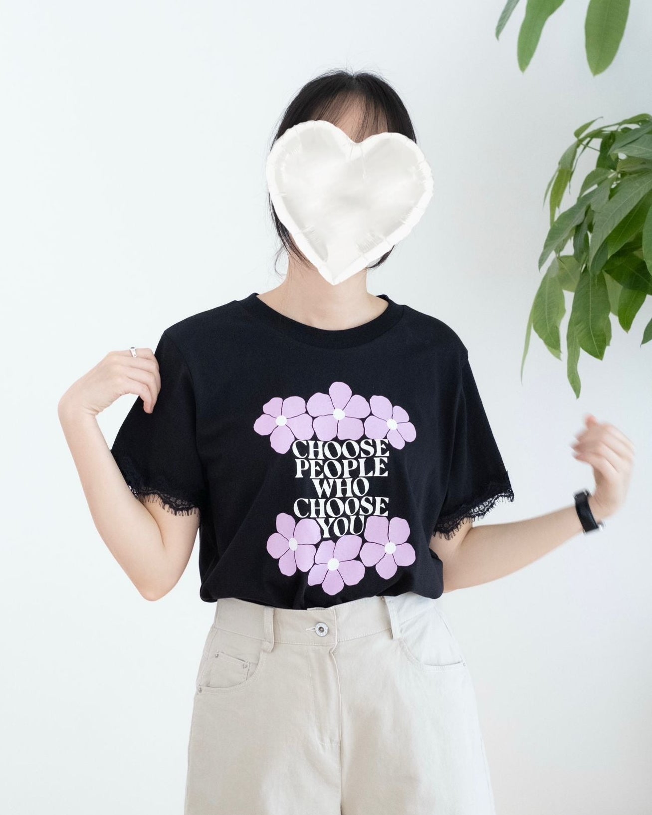 韓國Lace併英文字圖案Tee