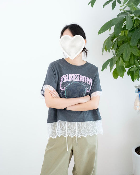 韓國Lace拼復古洗水圖案Tee