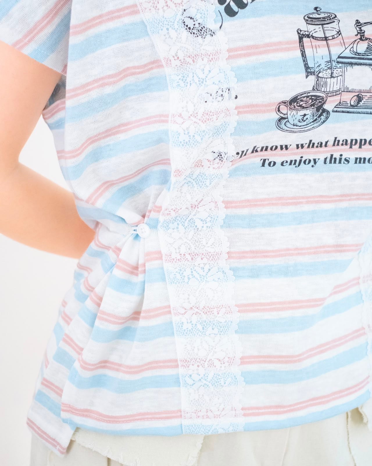 橫間印花Lace英文字Tee