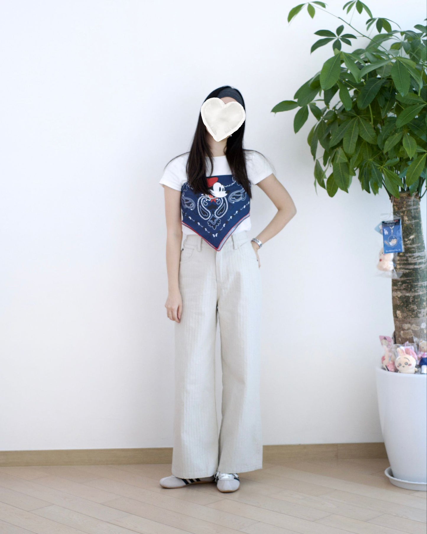 韓國正版Disney Mickey Mouse方巾