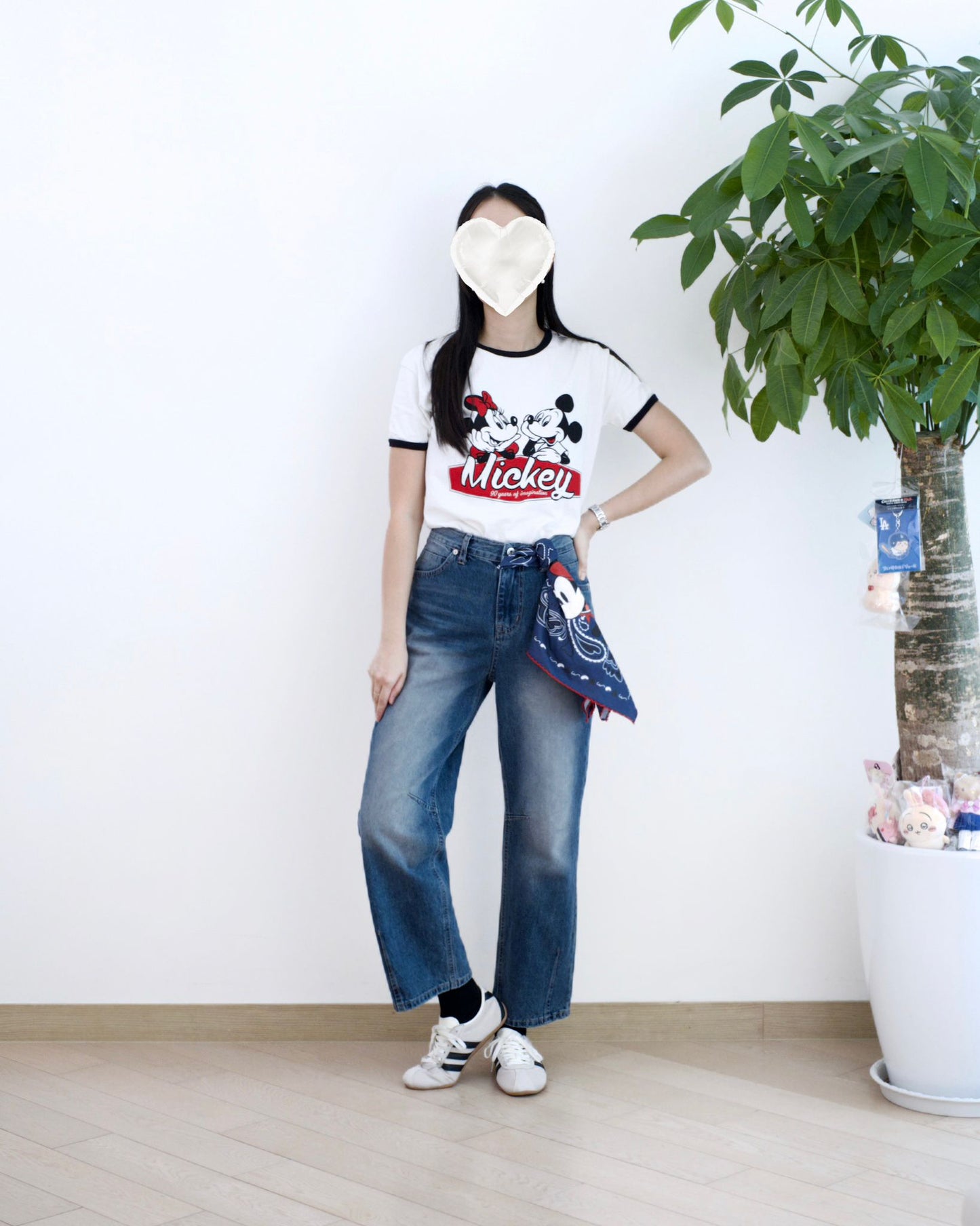 韓國正版Disney Mickey Mouse方巾