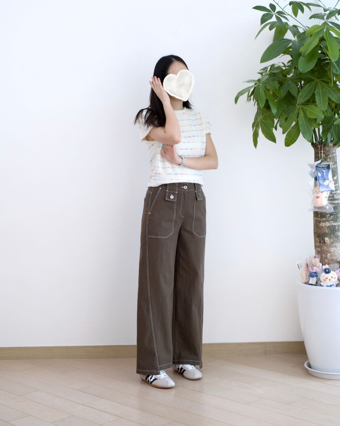 Moci 鈕扣直筒扯布褲