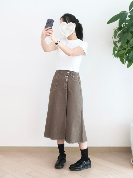 Moci 鈕扣中長扯布裙