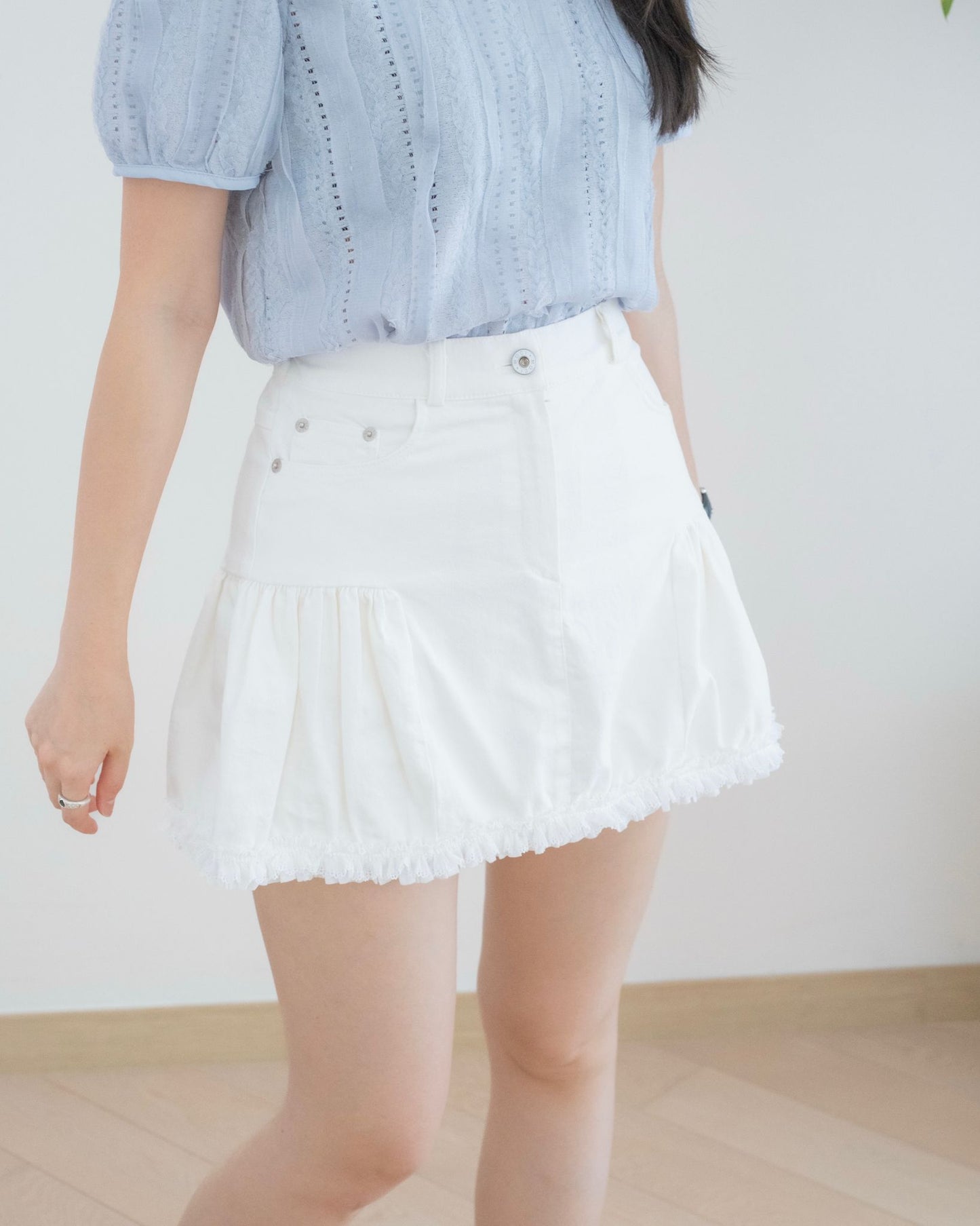 Moci 花邊短裙褲