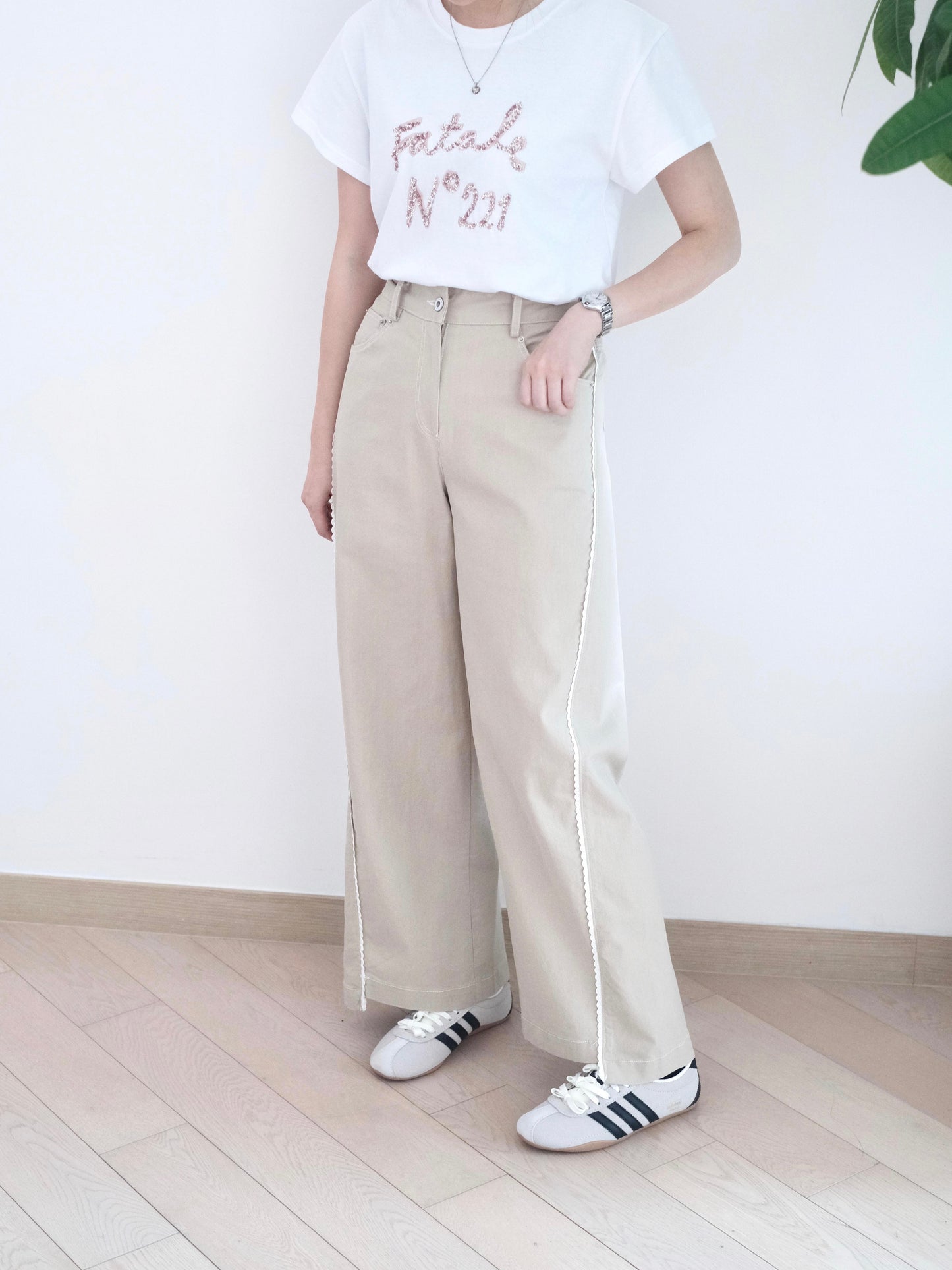 Moci 花邊闊腳扯布褲