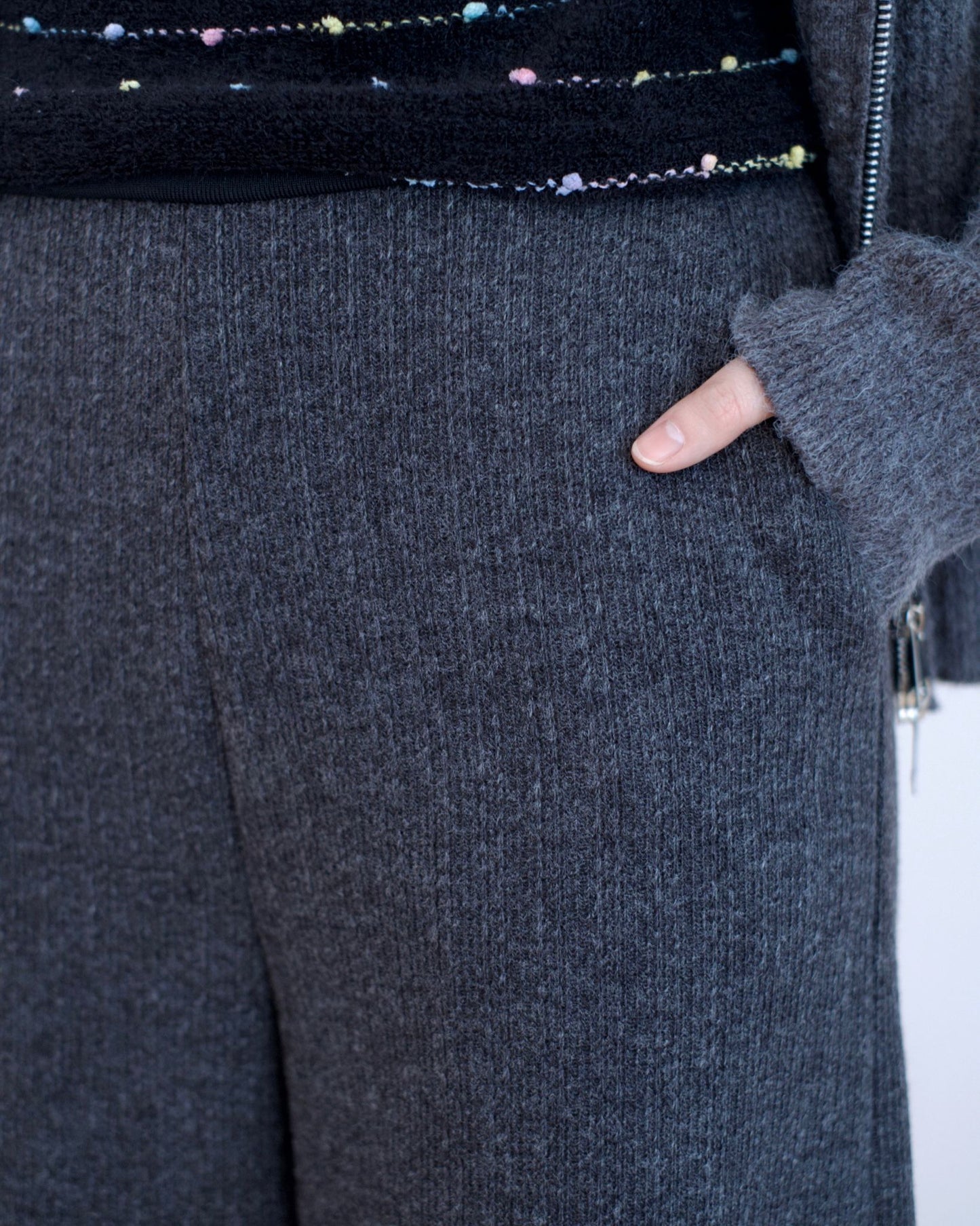 Moci 高腰全橡筋針織褲