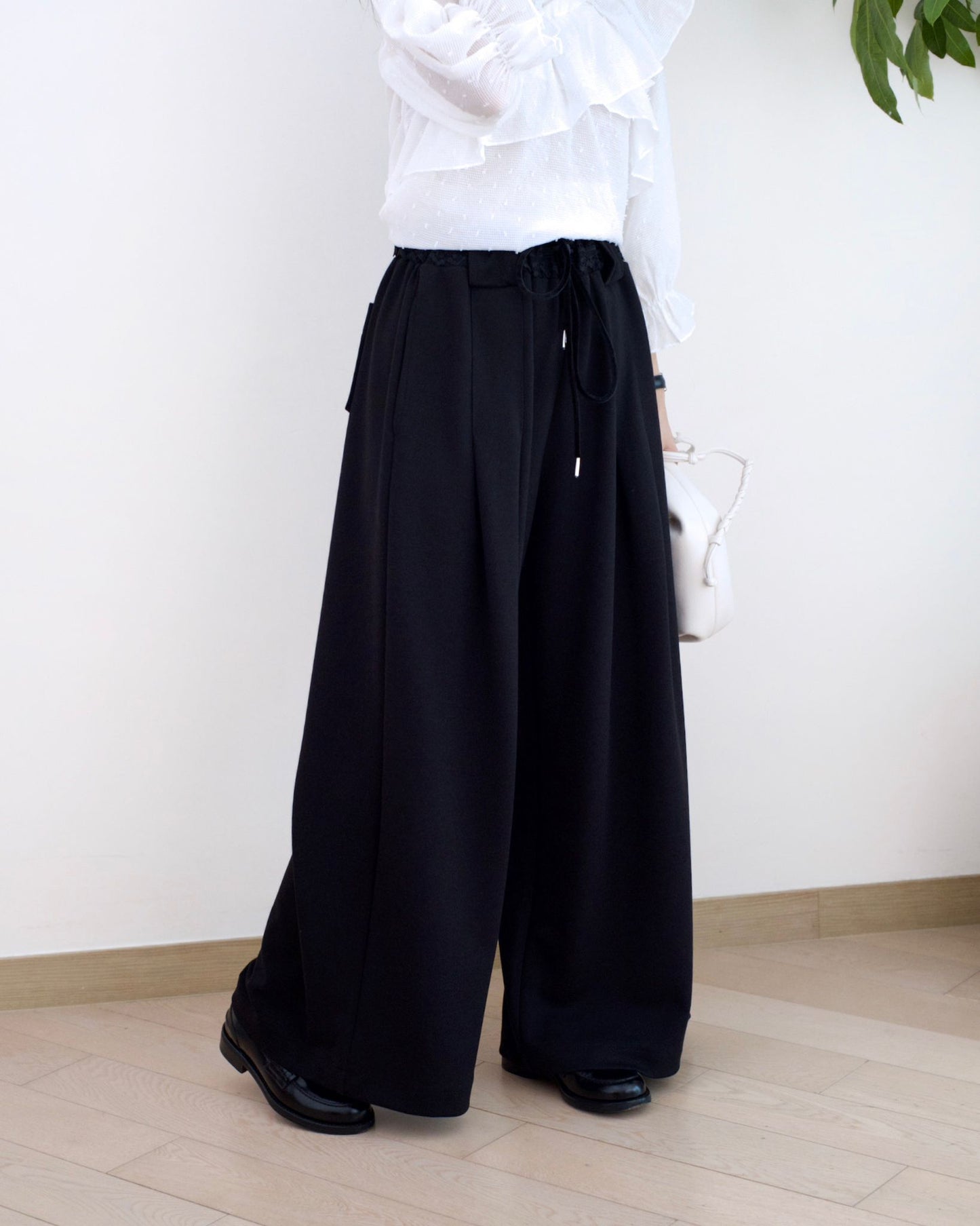 Moci Lace花邊併腰闊褲