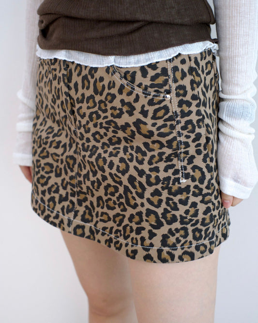 Moci 豹紋短裙褲