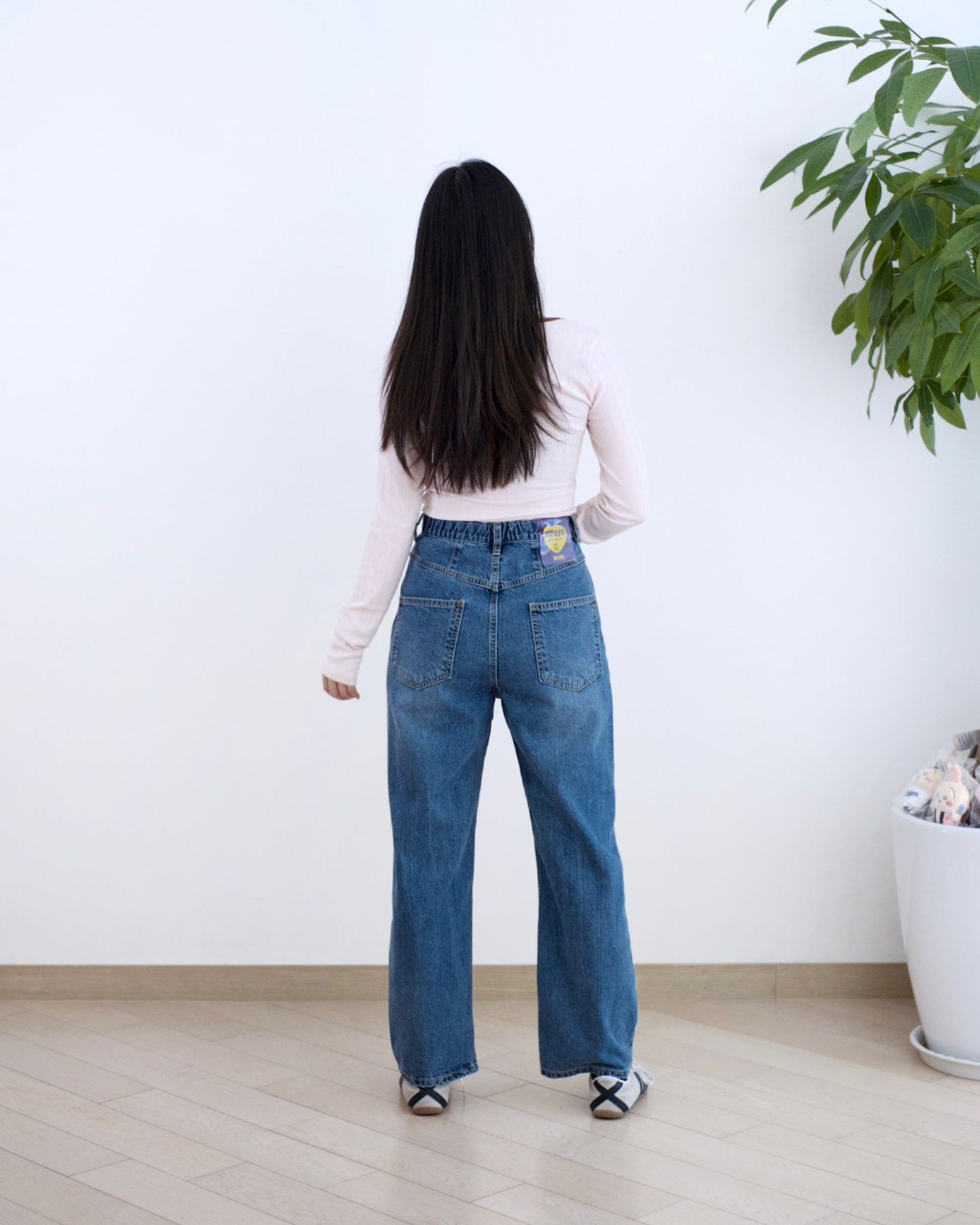 Odd Eye 鈕扣高腰直筒牛仔褲