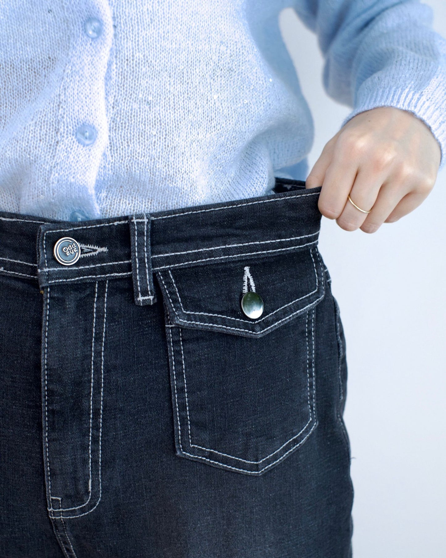 Odd Eye 小口袋微喇叭牛仔褲︎
