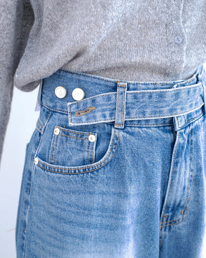 Odd Eye 鈕扣直筒牛仔褲