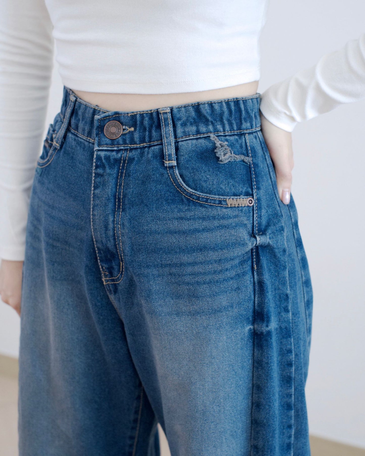 韓國彎刀牛仔褲